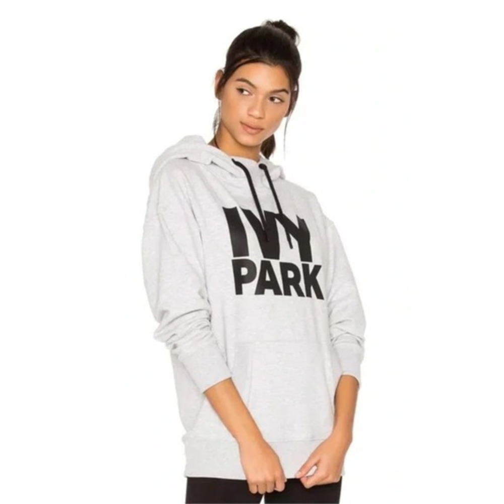 Ivy Park Gray Oversized Hoodie Black‎ Logo Detail Relaxed Fit Athleisure Medium